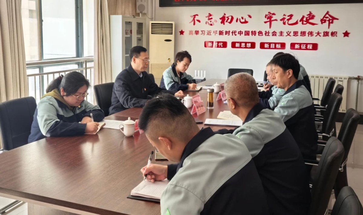 fee05ffb2fb24a5c5ba05ccc15e52173